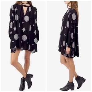 ANTHROPOLOGIE | LIRA TRAPEZE LONG SLEEVE BOHO PRINTED MINI DRESS